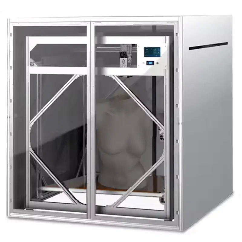 Enclosure с закрытой камерой и подогревом до 60 °C позволяет работать с капризными материалами и стабилизировать печать при больших объёмах.